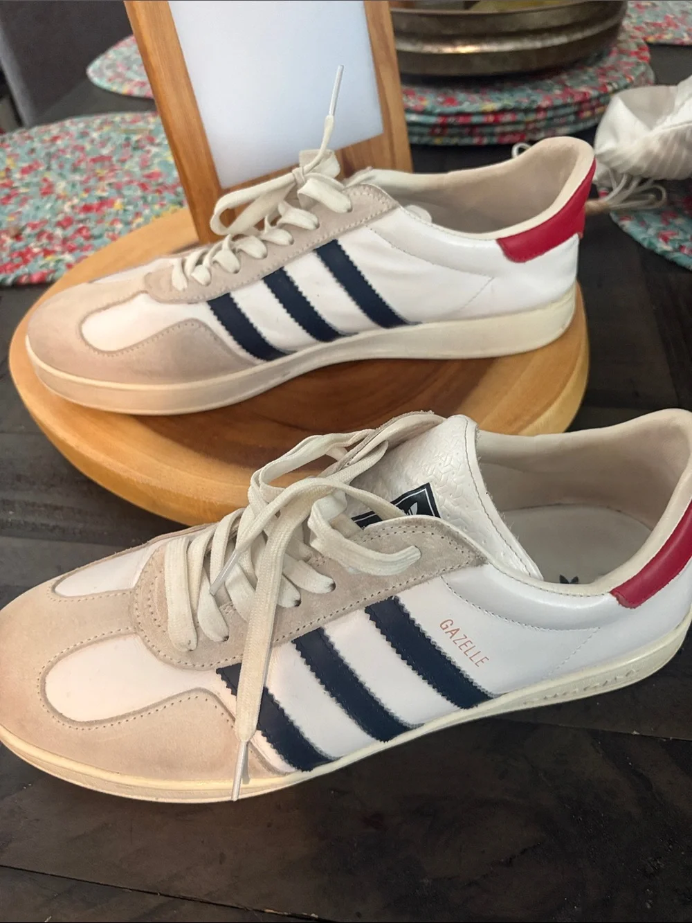 Men's Cream Sneakers with Navy Stripes - Athletic Casual Style